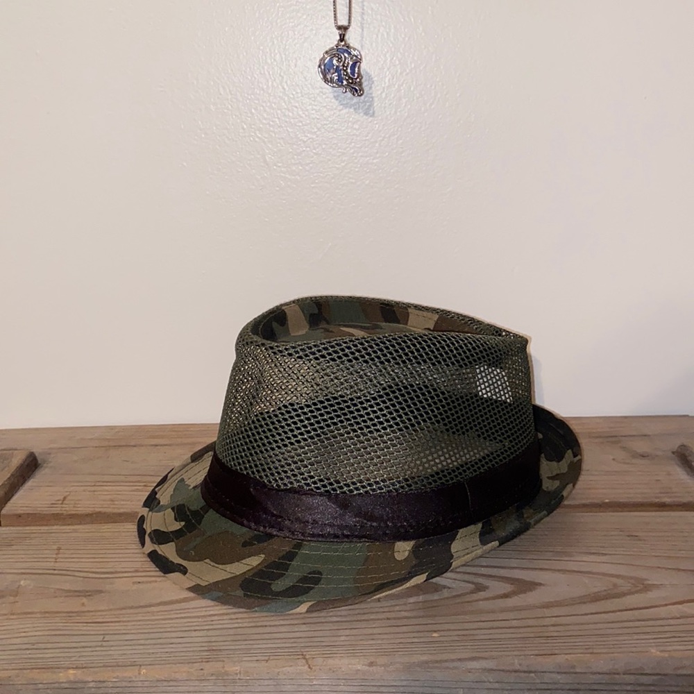 NWOT Camo Fedora